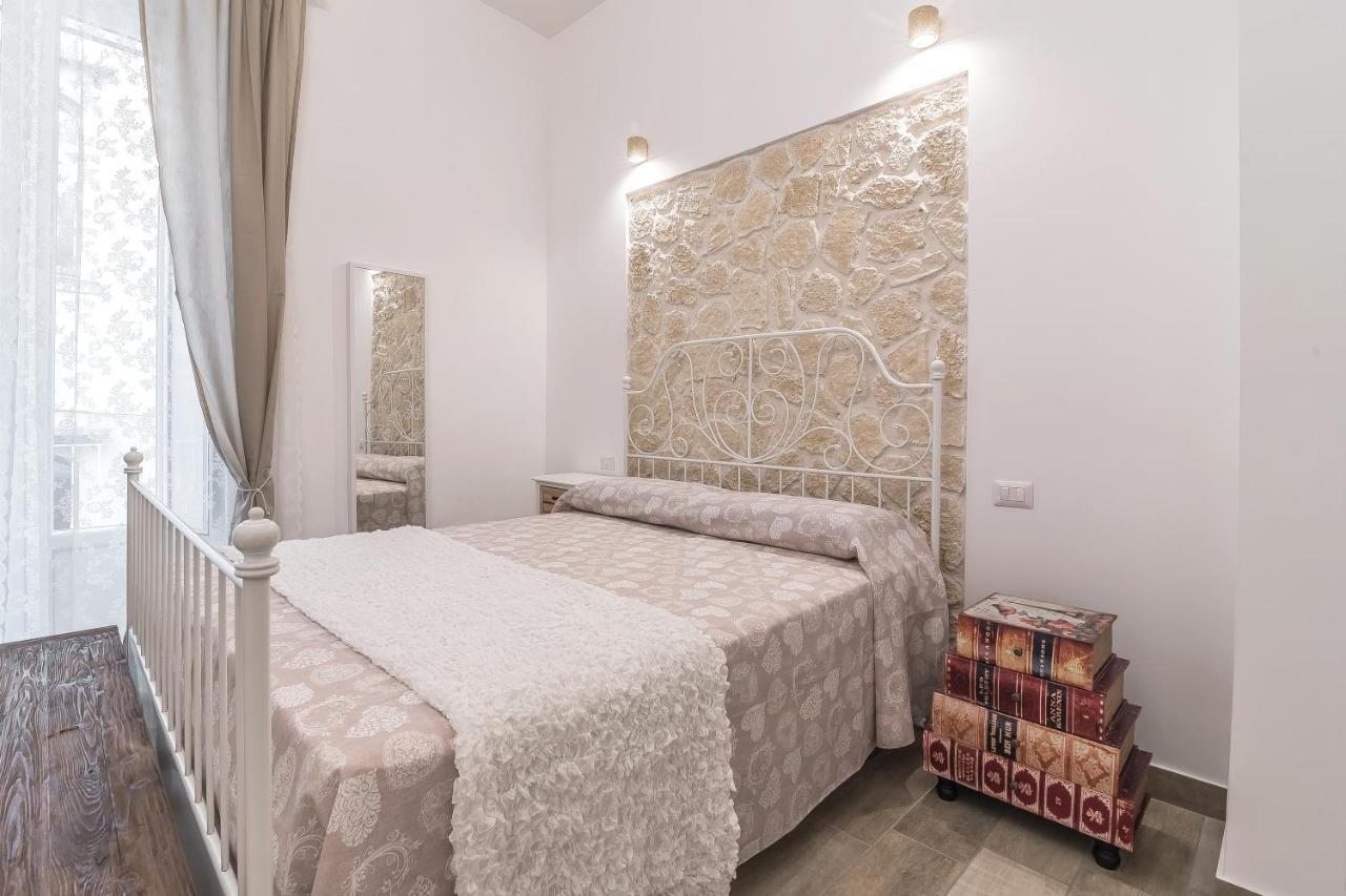 Le Villanelle B&B Наполи Стая снимка